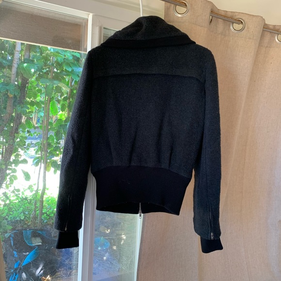 Theory Women’s Wool Jacket - Picture 2 of 5